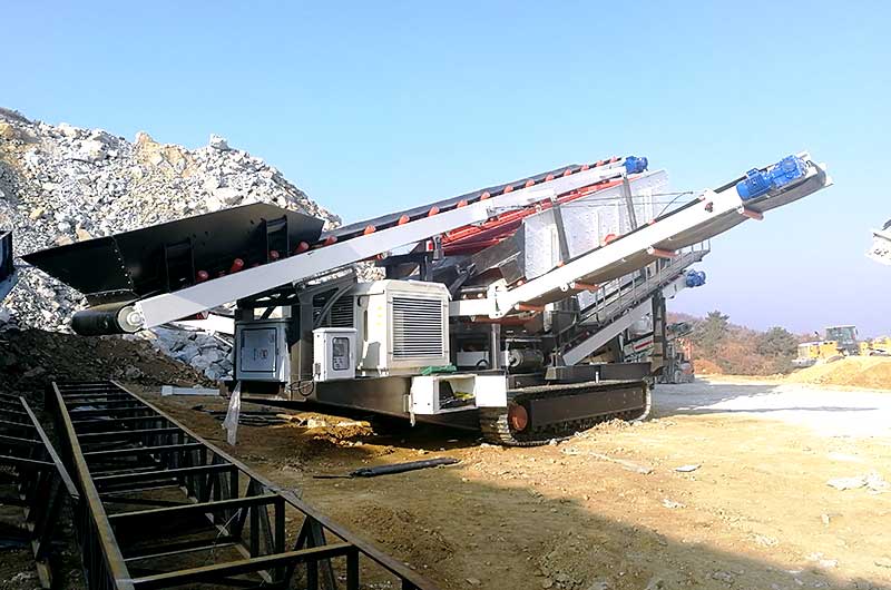 建筑垃圾破碎機現場圖